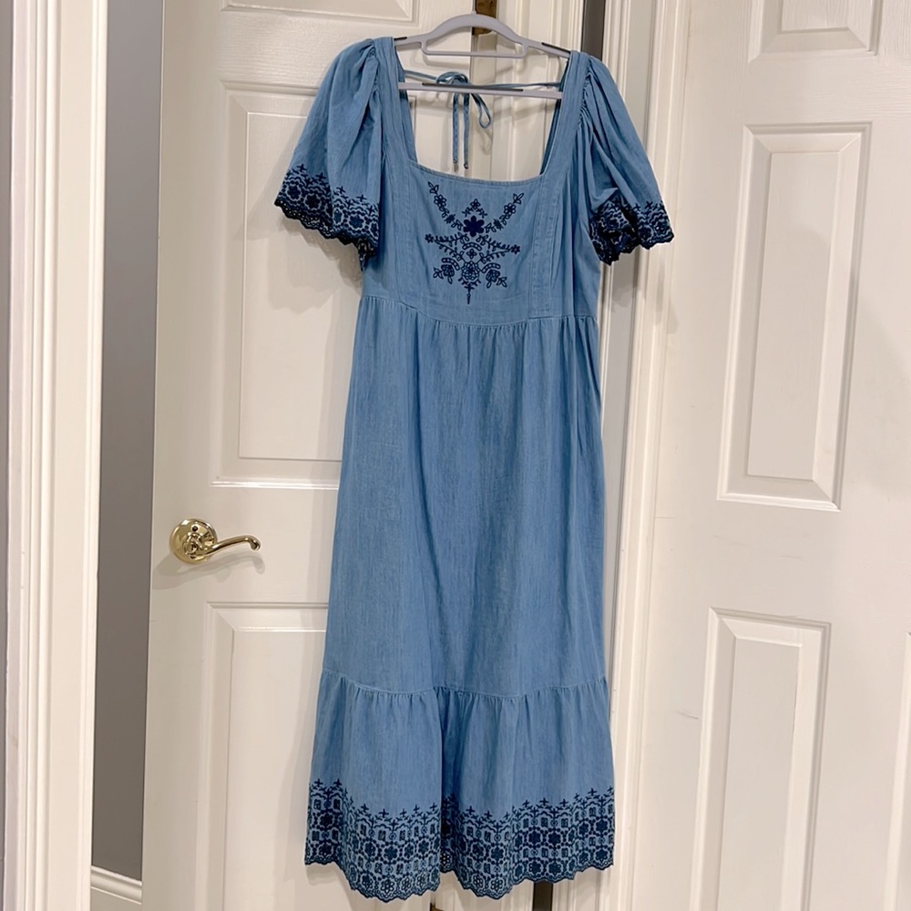 Denim blue long summer dress with POCKETS!